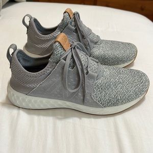 New Balance Fresh Foam tennis shoe. Size 8 1/2.